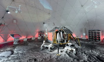 Lunar landscape for Vodafone: real photos designed to cover large spaces. (Photo: Fotoboden / visuals united)
