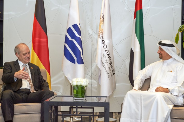 Najeeb Mohammed Al-Ali, Executive Director, Dubai Expo 2020 Bureau (r.), und Dietmar Schmitz, Generalkommissar des Deutschen Pavillons.